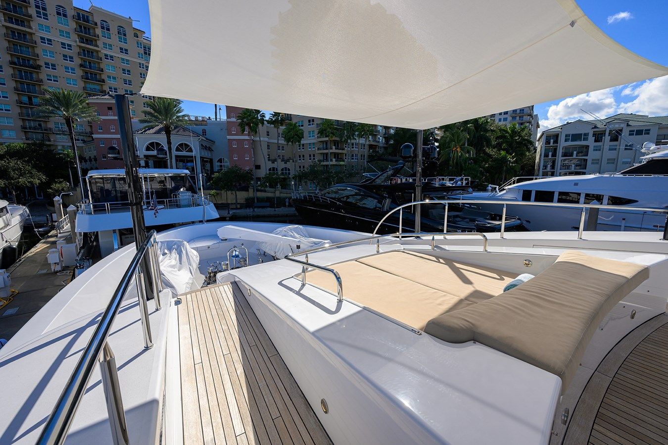 RENNEGADE - WESTPORT