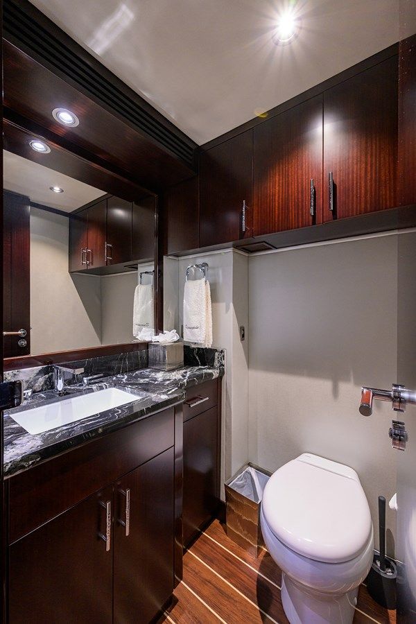 Лучшие предложения покупки яхты RENNEGADE - WESTPORT