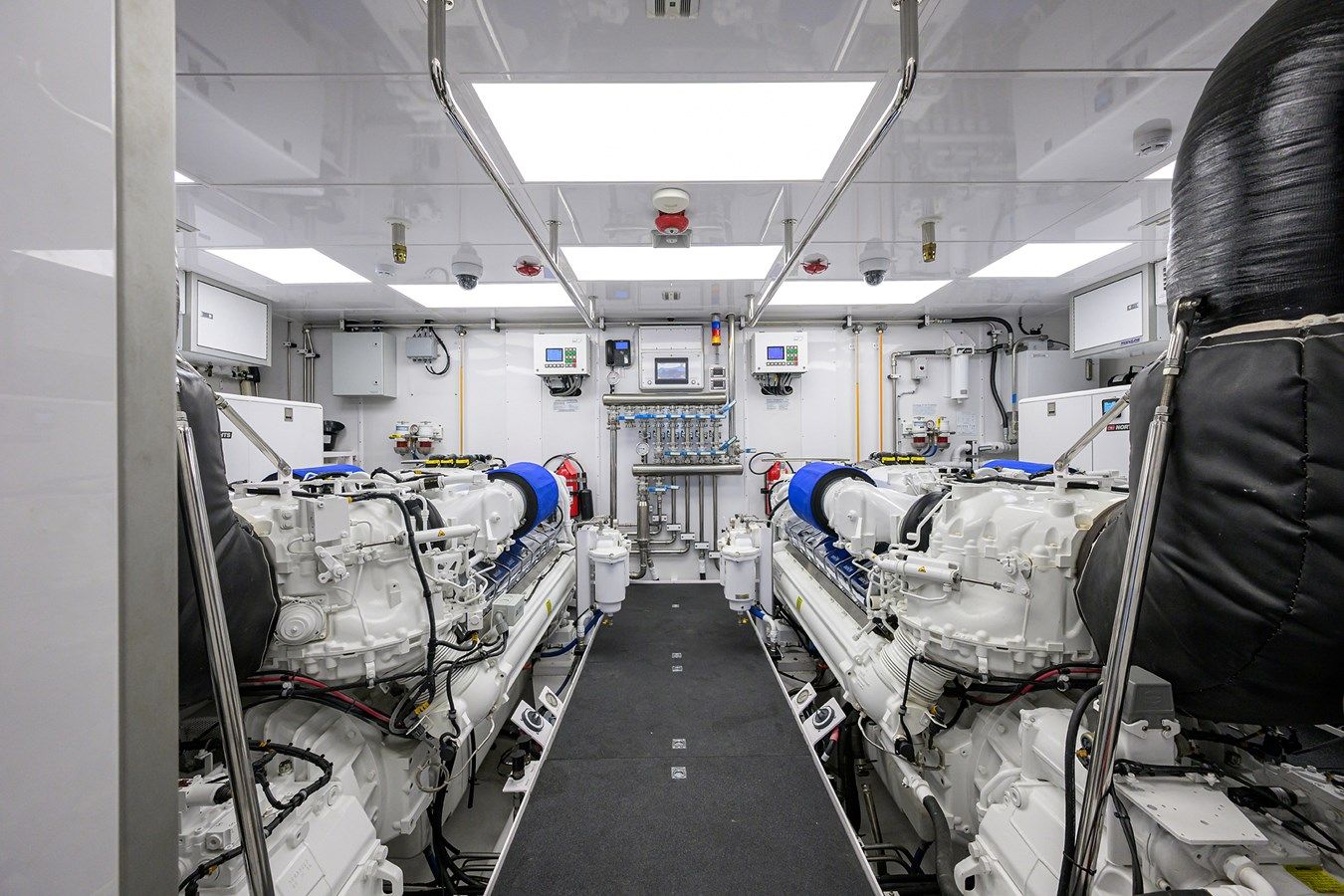 RENNEGADE - WESTPORT