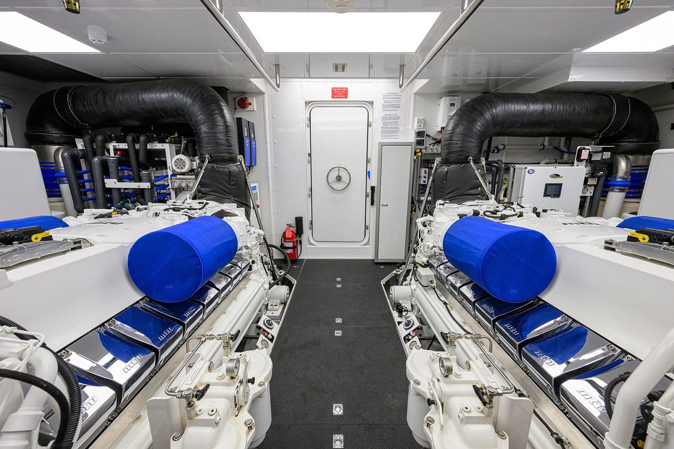 Лучшие предложения покупки яхты RENNEGADE