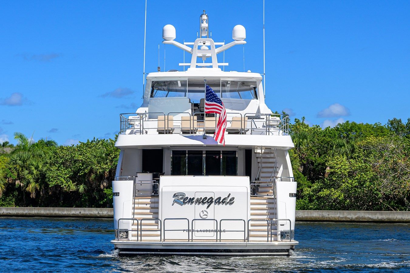 Продажа яхты RENNEGADE - WESTPORT