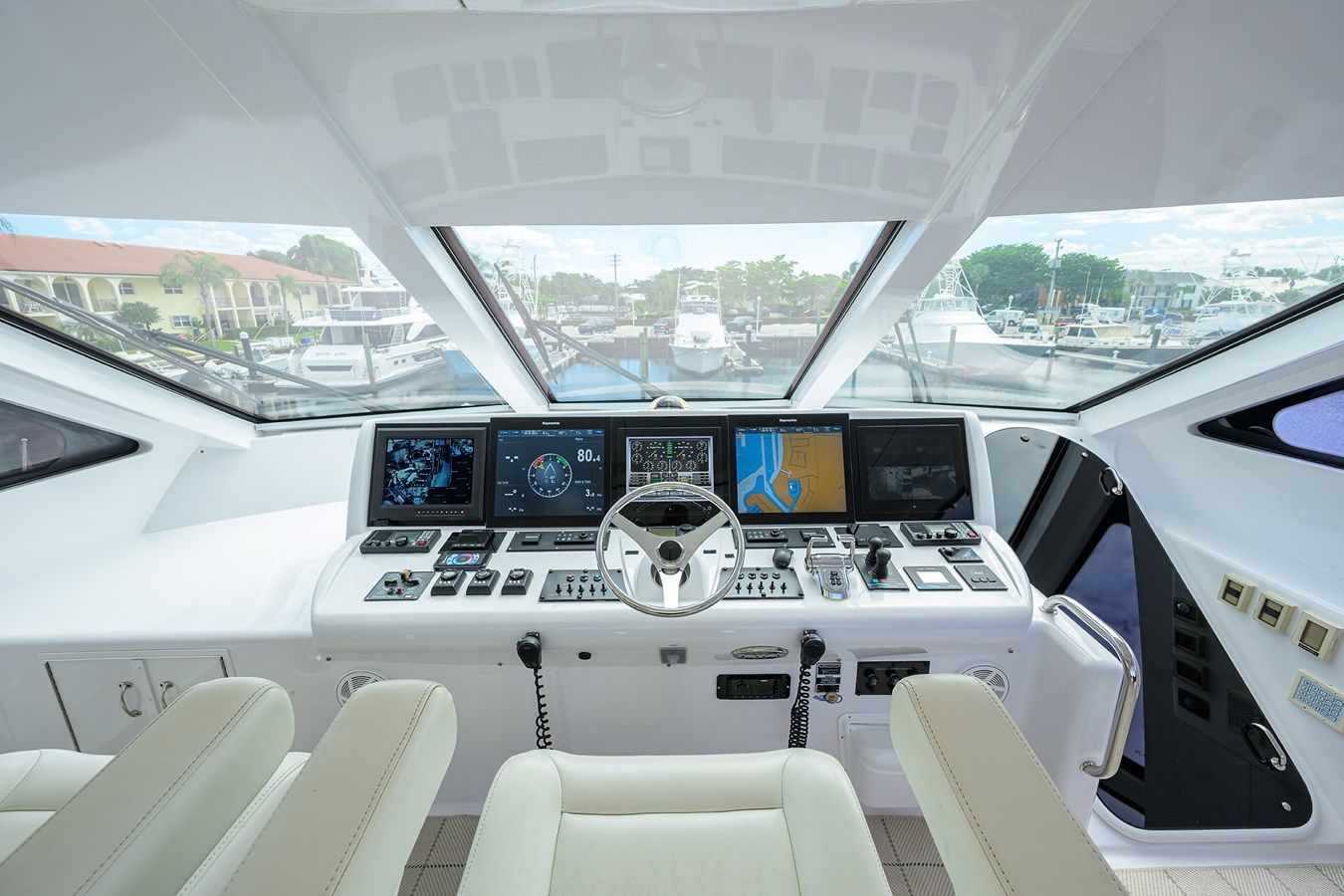 best yacht sales deals SAPPHIRE - Hatteras