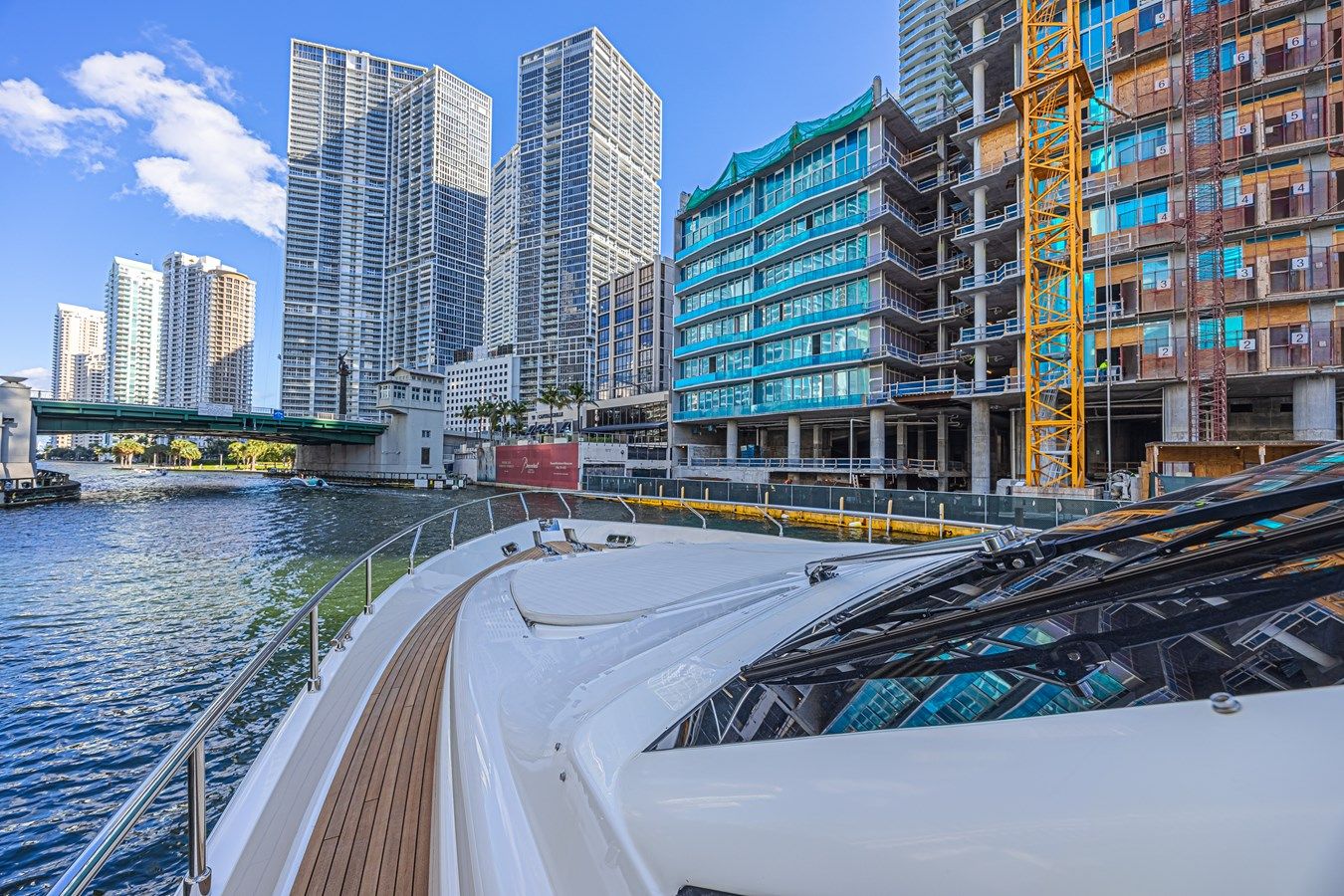 the best price on Noral 830