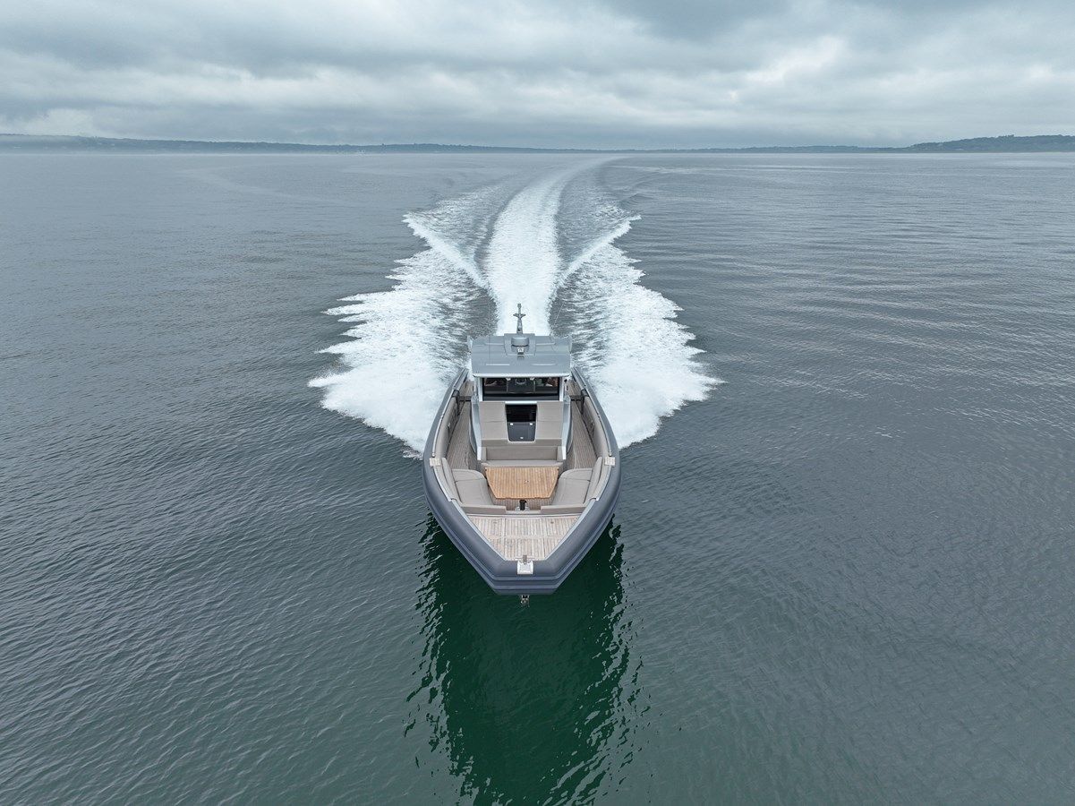 ECLIPSE Black Shiver 160 price