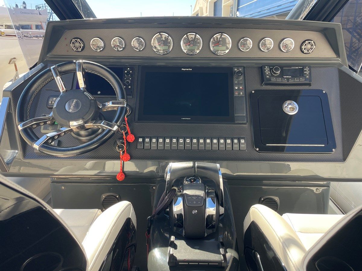 Купить яхту JEMAB - RIBCO в Shestakov Yacht Sales