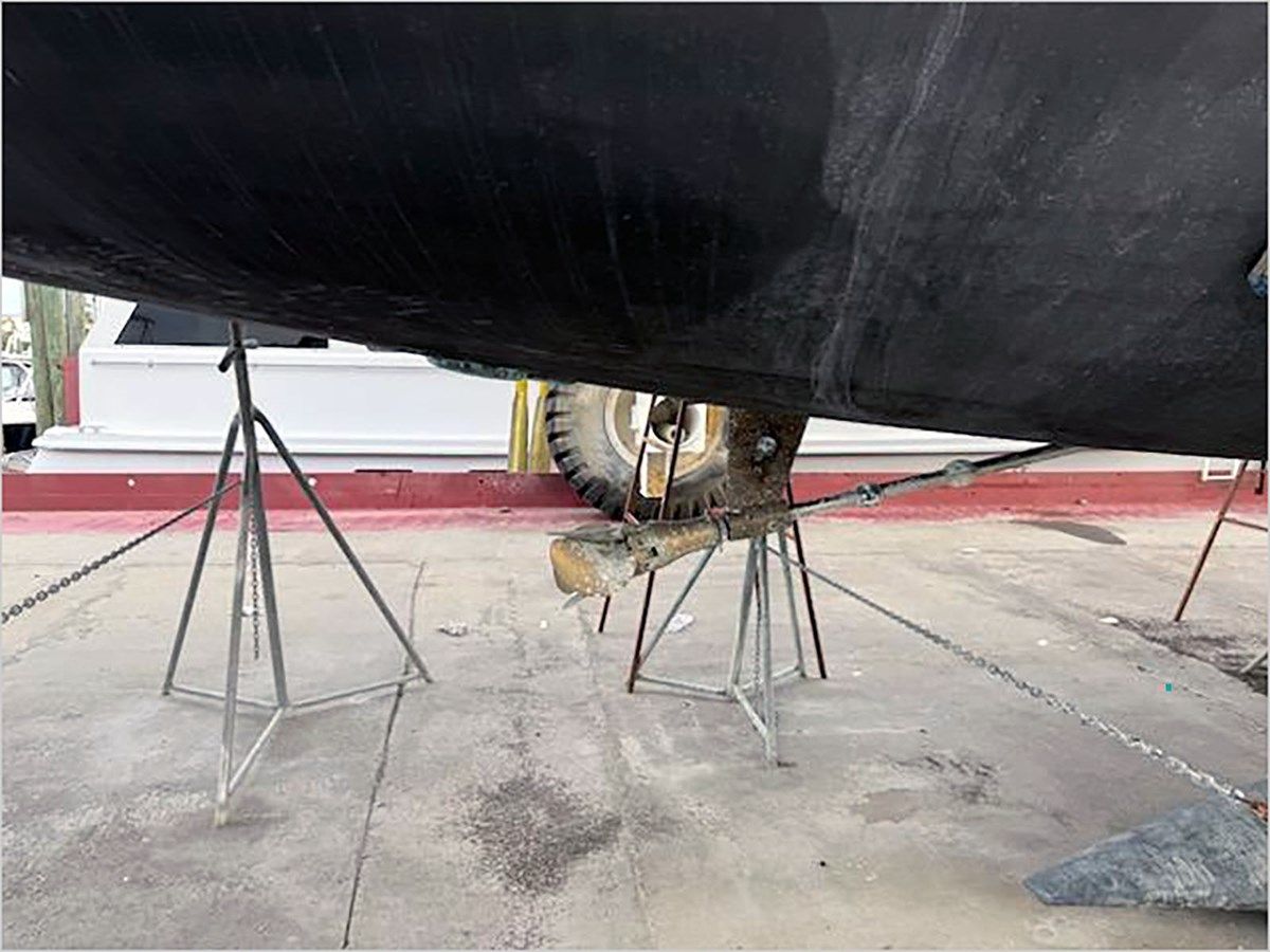 46' Hylas 2008 Center Cockpit price