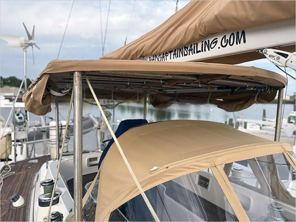 46' Hylas 2008 Center Cockpit - HYLAS