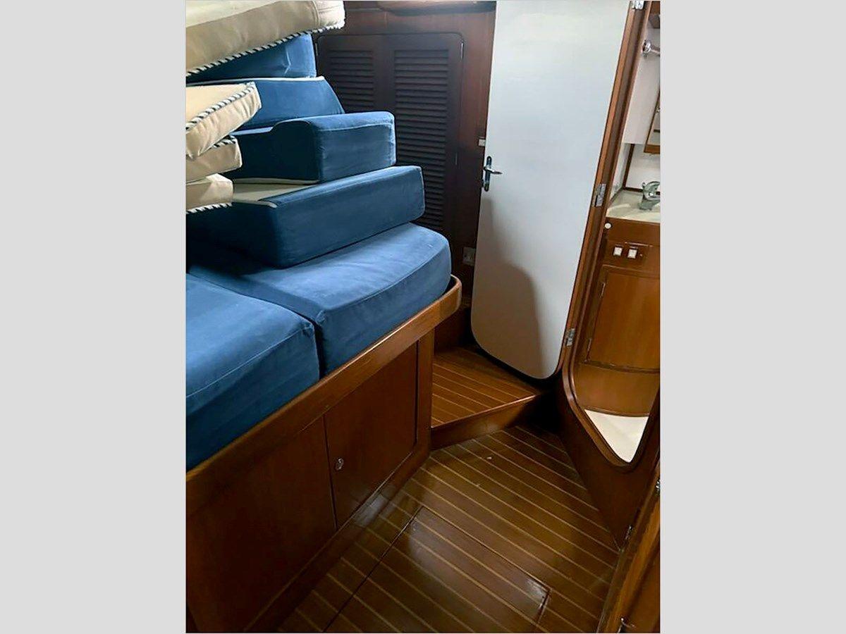 the best price on 46' Hylas 2008 Center Cockpit 2008