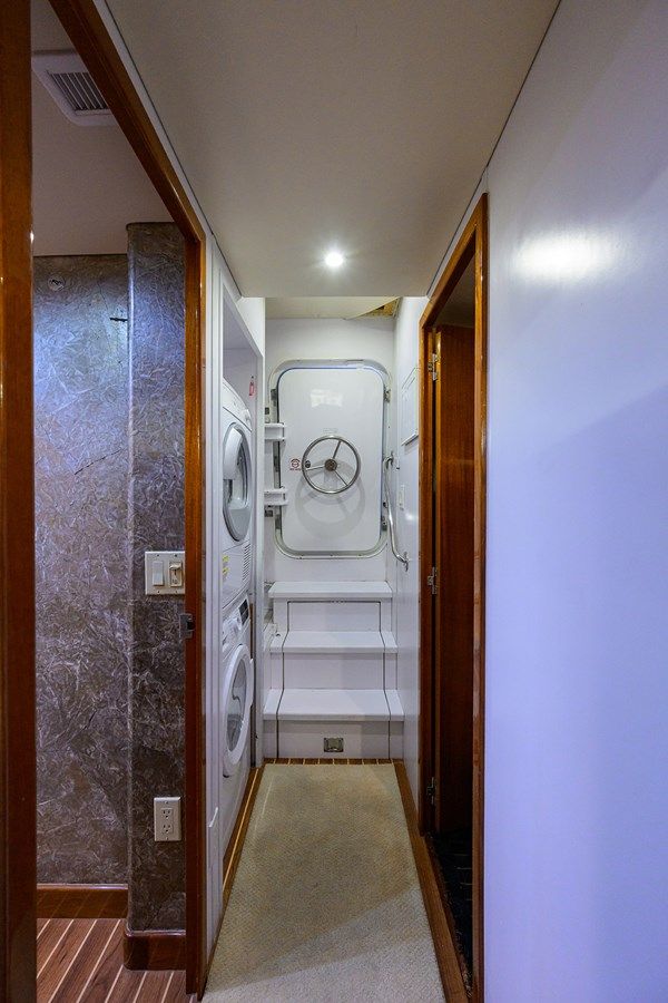 SAPPHIRE - Hatteras price