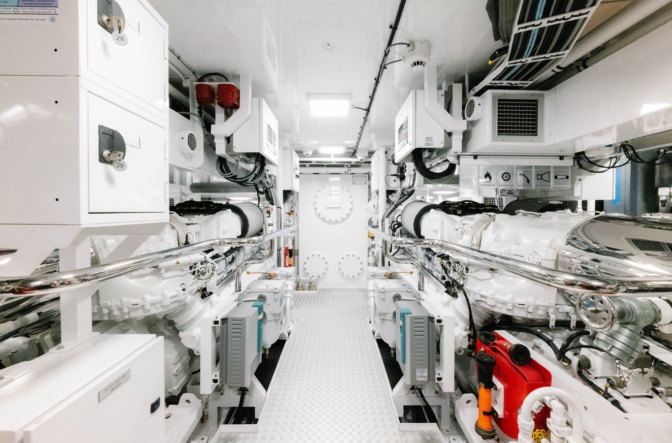 Купить яхту GRAYCLIFFS - FeadShip в Shestakov Yacht Sales