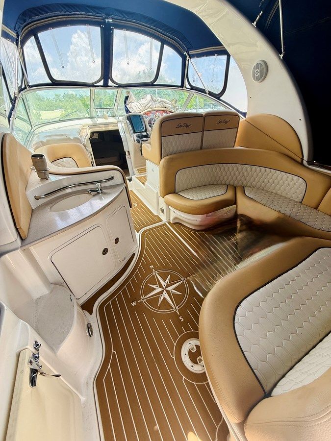 Buy a sert3612k304 2004 at Shestakov Yacht Sales