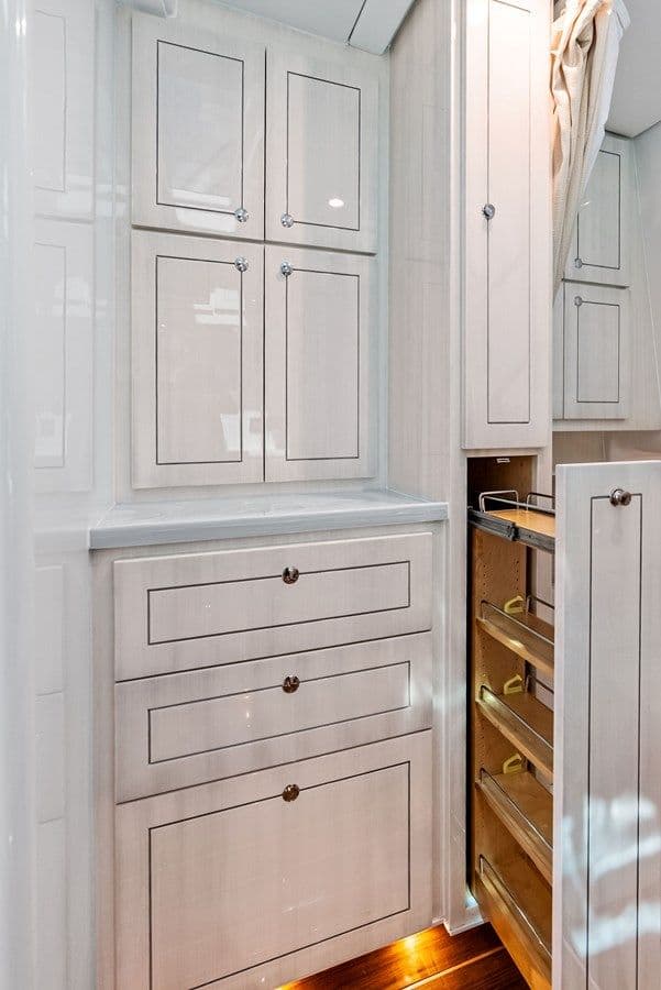 Продажа яхты HCB 56