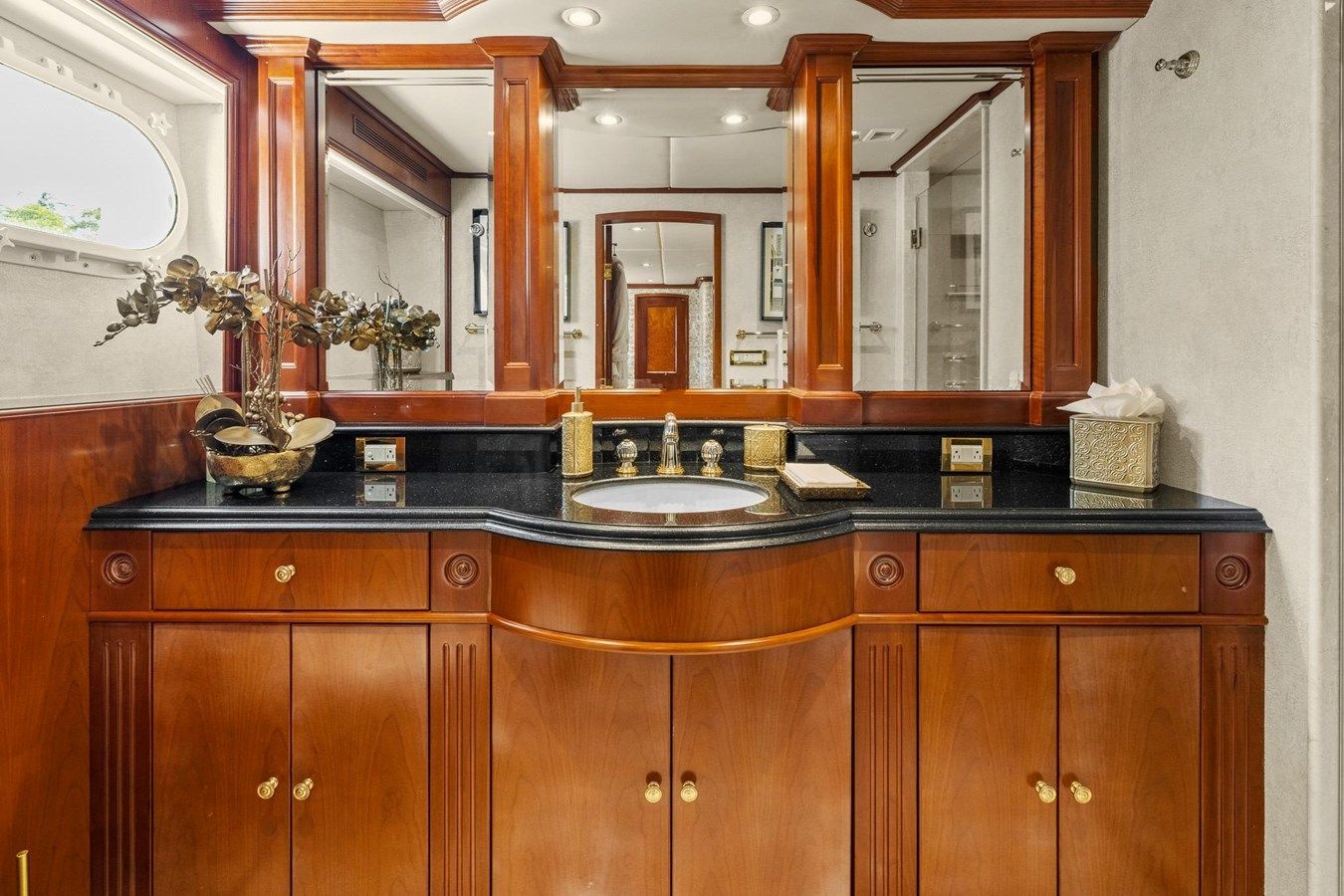 the best price on DIRT POOR 1999