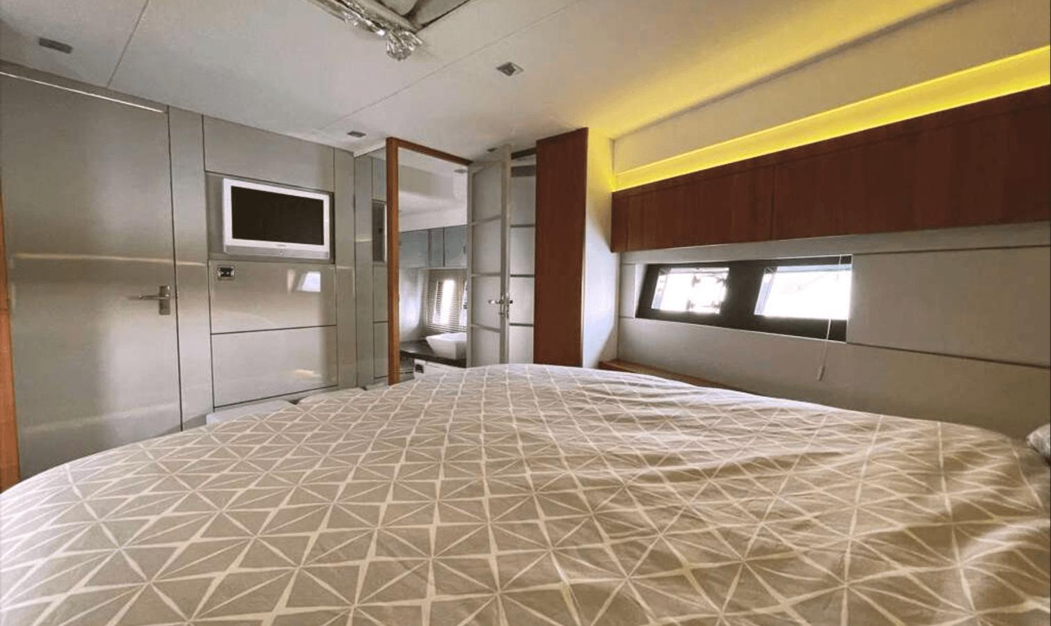 Buy a yacht FAIRLINE TARGA 50 GT FAIRLINE TARGA 50 GT