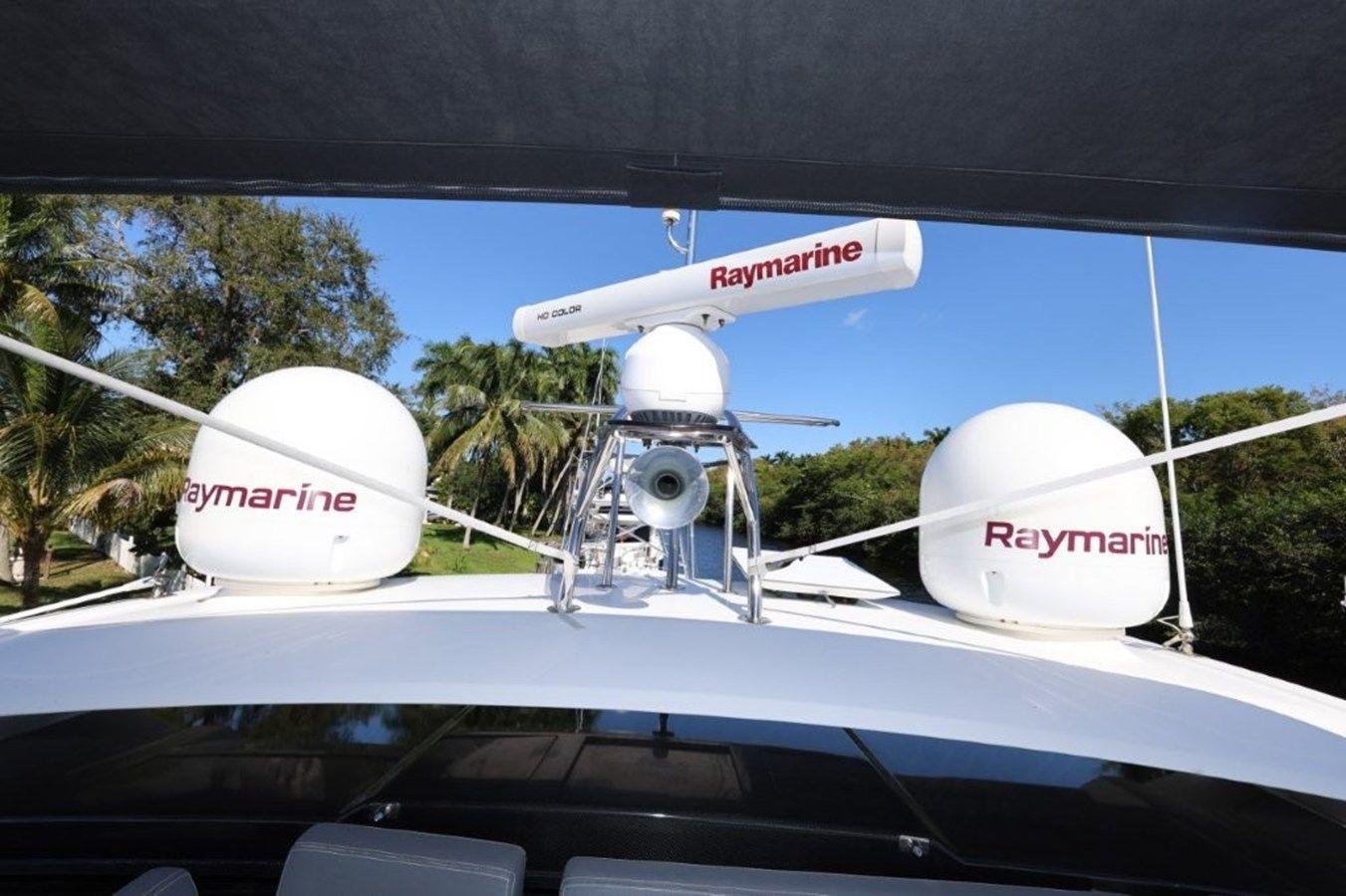 Купить яхту GLN65001J819 650 Sky в Shestakov Yacht Sales