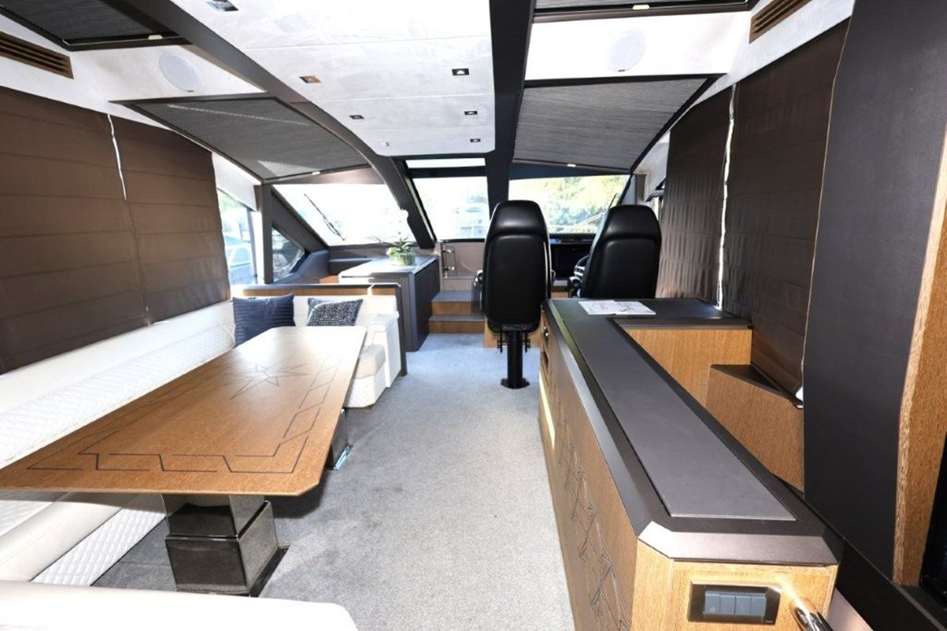 Buy a yacht GLN65001J819