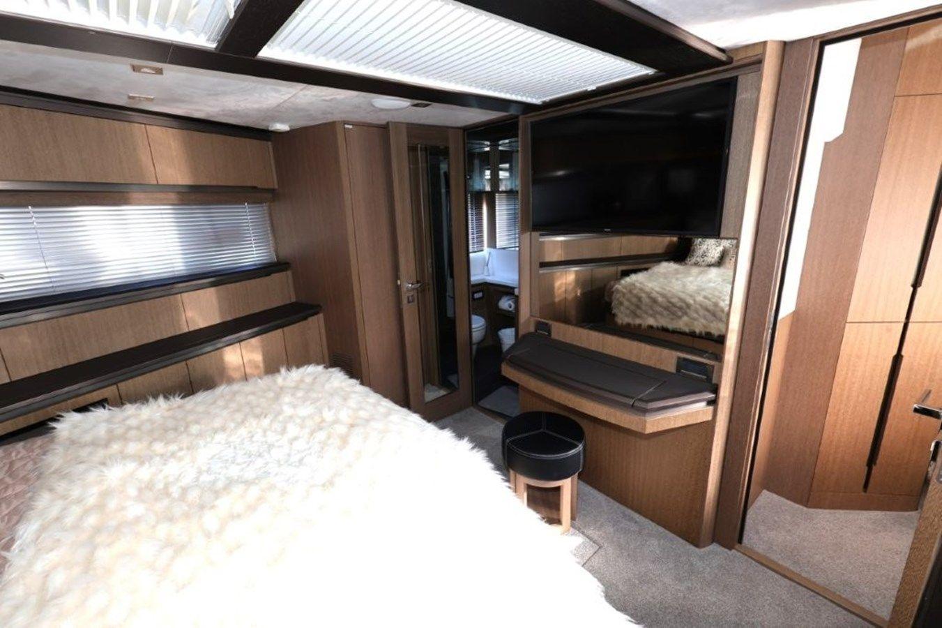 Стоимость яхты GLN65001J819 2019