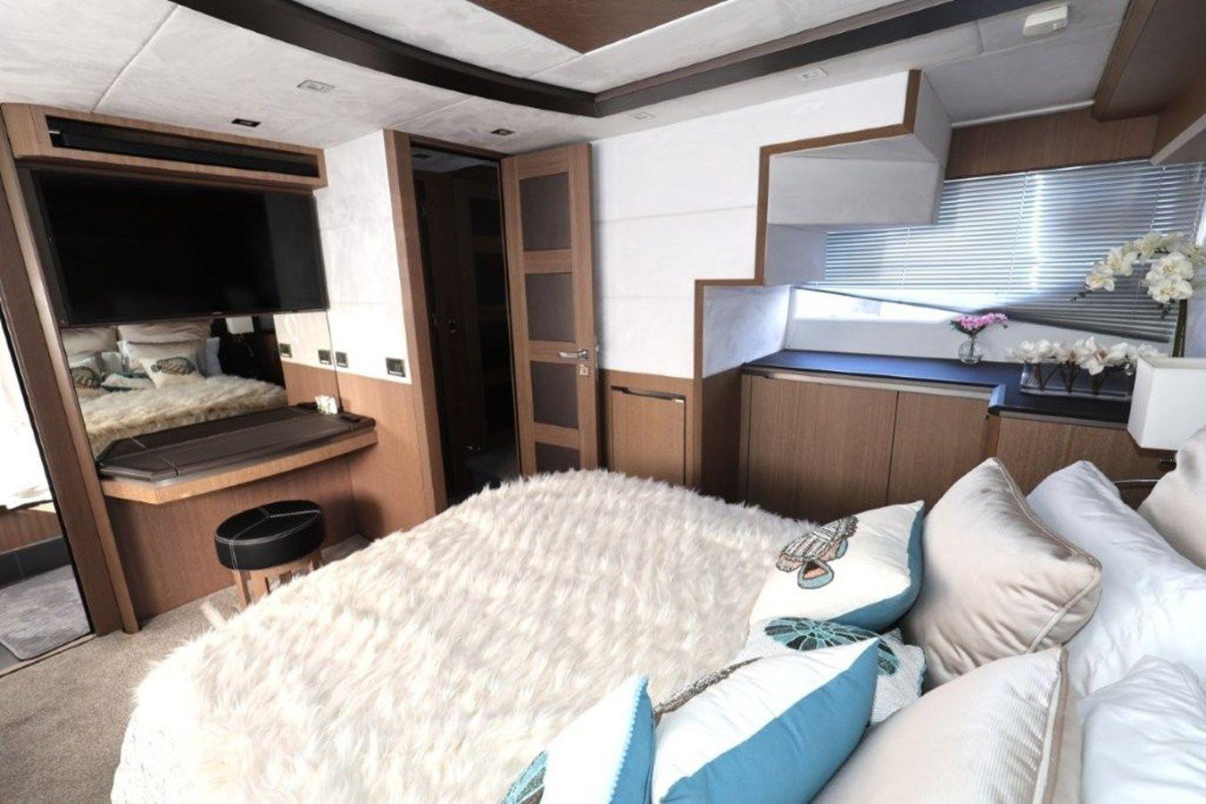 Продажа яхты GLN65001J819 - Galeon Yachts