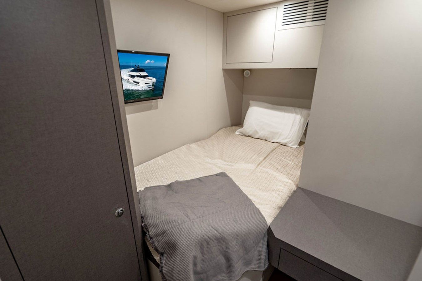 Лучшие предложения покупки яхты STOTSEA 2020