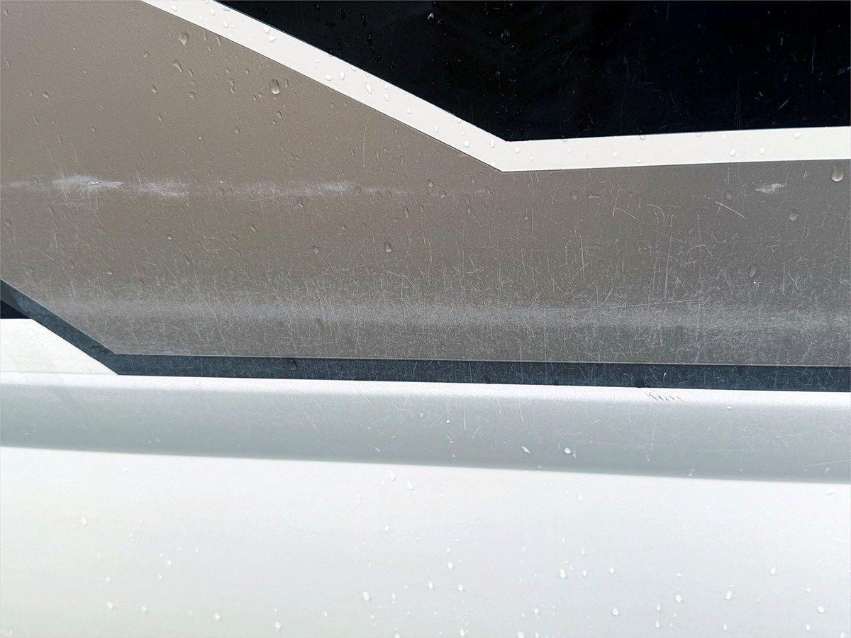 best yacht sales deals 28' Formula 2015 270 28