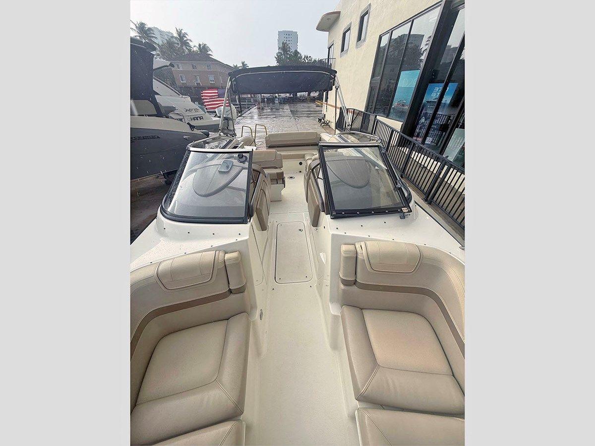 best yacht sales deals 28' Formula 2015 270 - Formula Boats