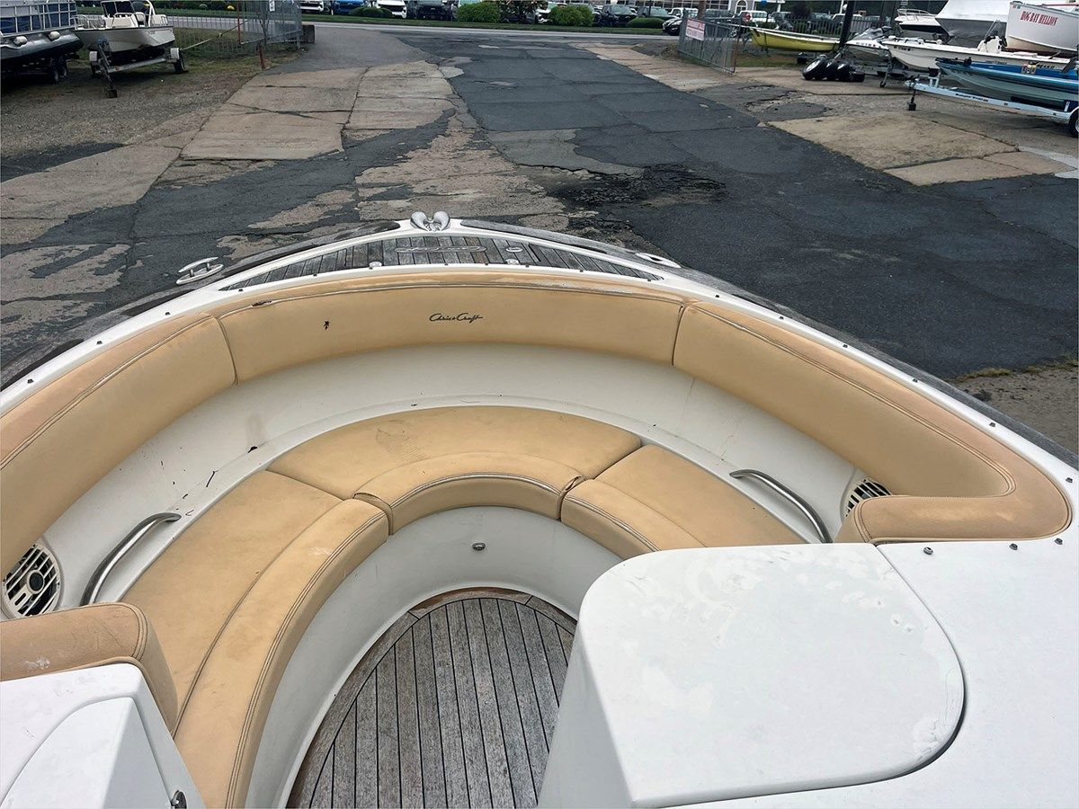 Купить яхту 28' Chris Craft 2010 28 Launch в Shestakov Yacht Sales