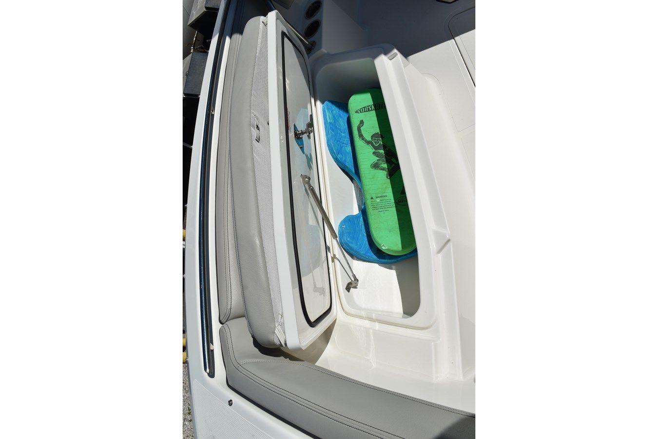 Купить яхту No Name - PURSUIT BOATS в Shestakov Yacht Sales