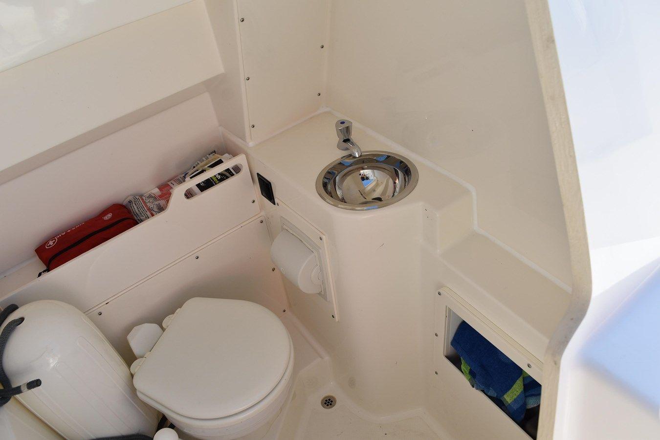 Лучшая цена на No Name - PURSUIT BOATS