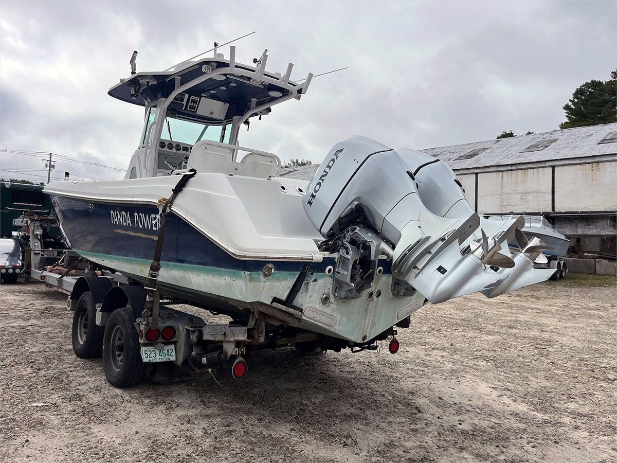 26' Everglades 2006 260CC