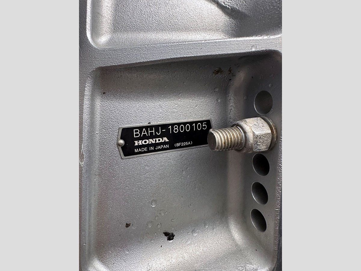 Buy a yacht 26' Everglades 2006 260CC 26