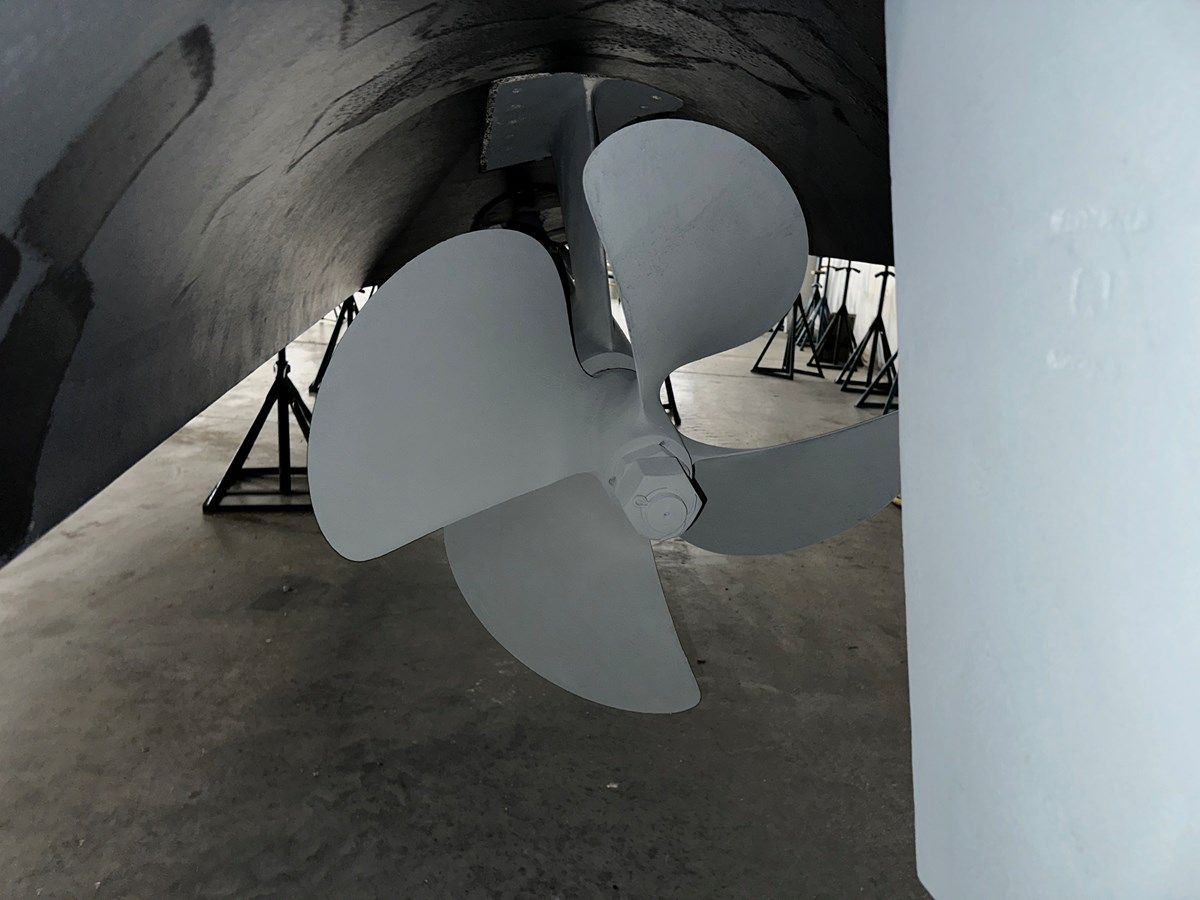 Buy a yacht Sapphire