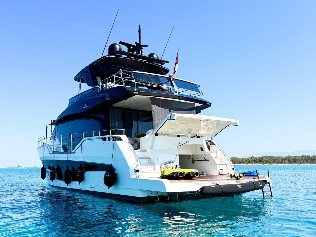 Buy a yacht AMY 2023