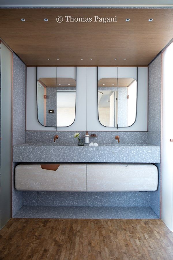 Buy a MOUCHKA SD118 at Shestakov Yacht Sales