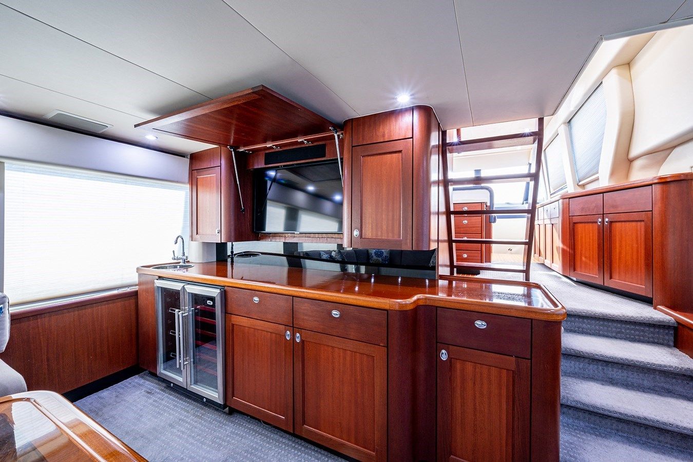 Продажа яхты ODDS ARE - PACIFIC MARINER