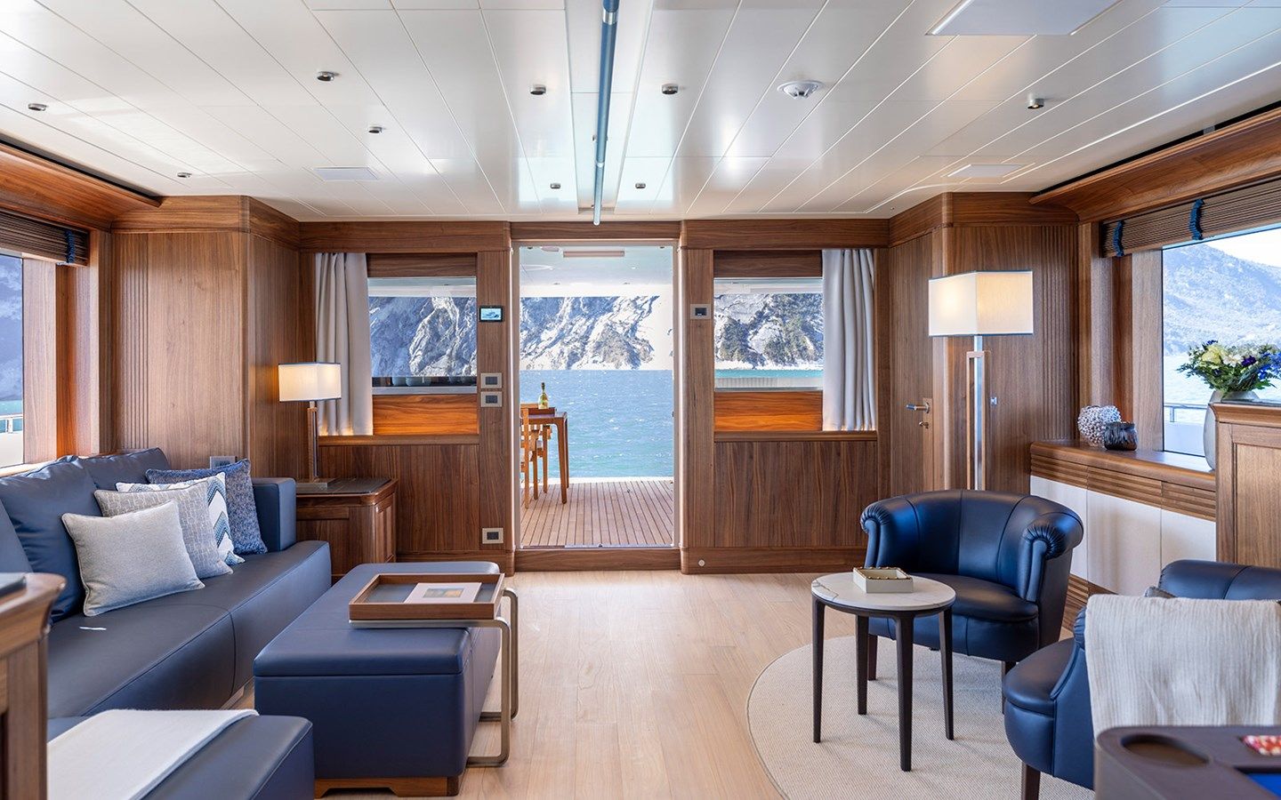 Купить EMPIRE Darwin Class 86