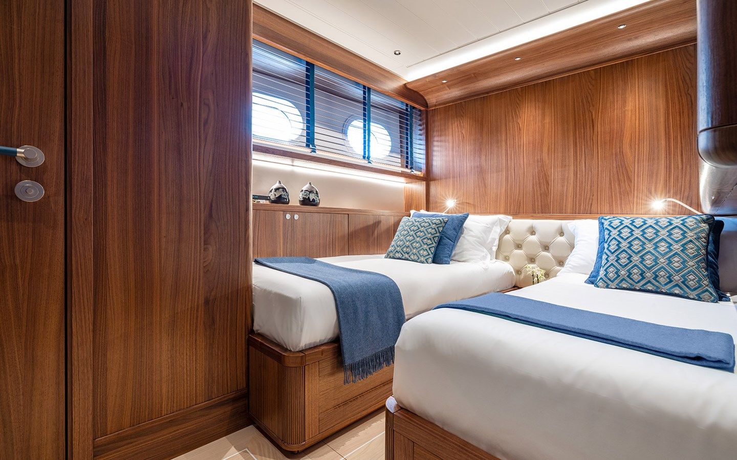 Лучшая цена на EMPIRE - Cantiere delle Marche