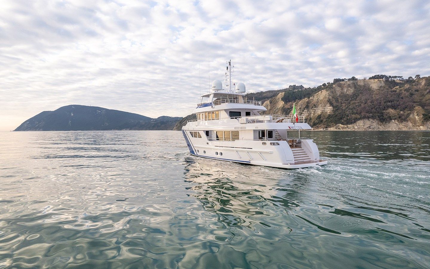 Купить EMPIRE Darwin Class 86