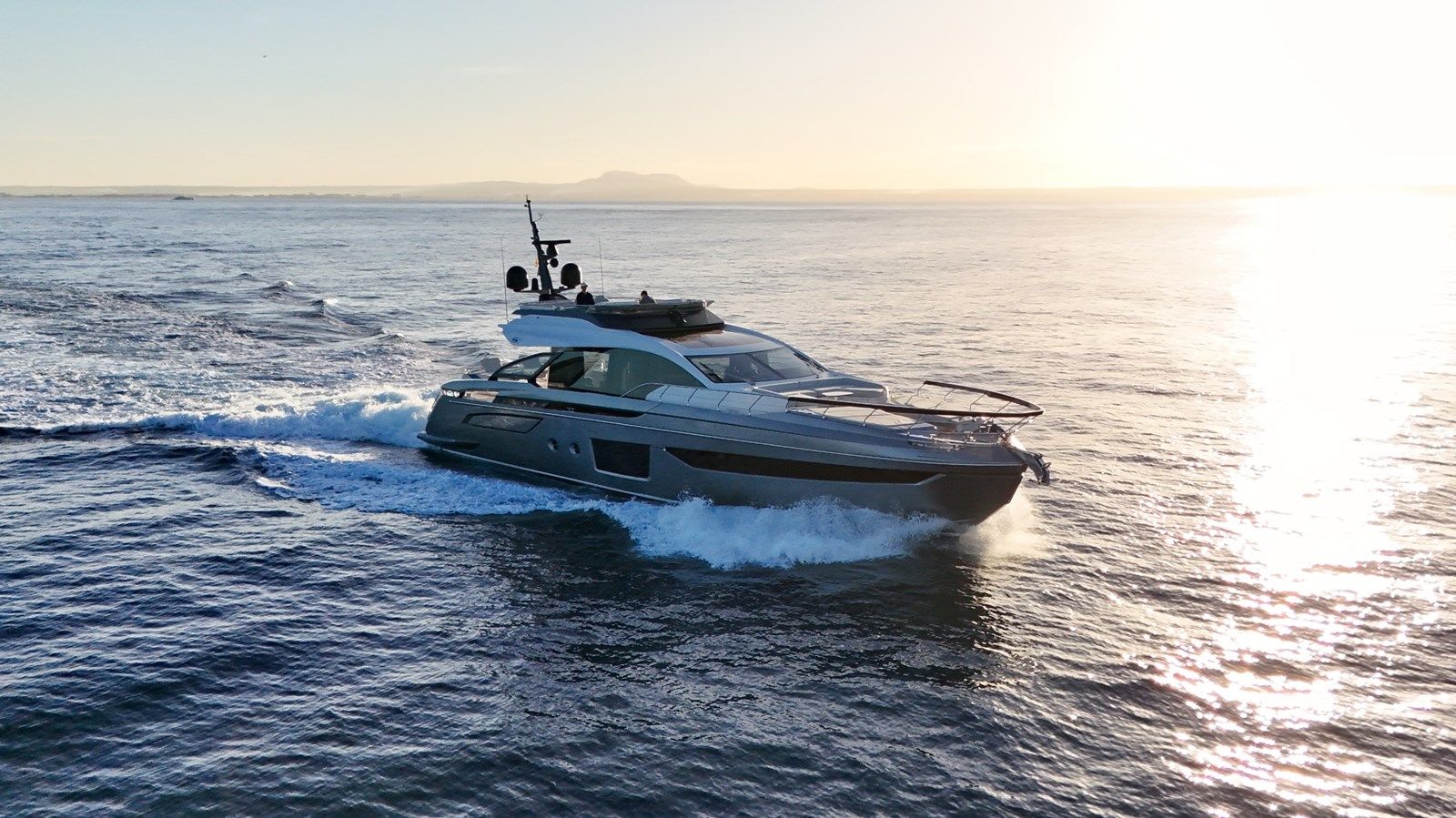 Продажа яхты APRICITY - Azimut Yachts