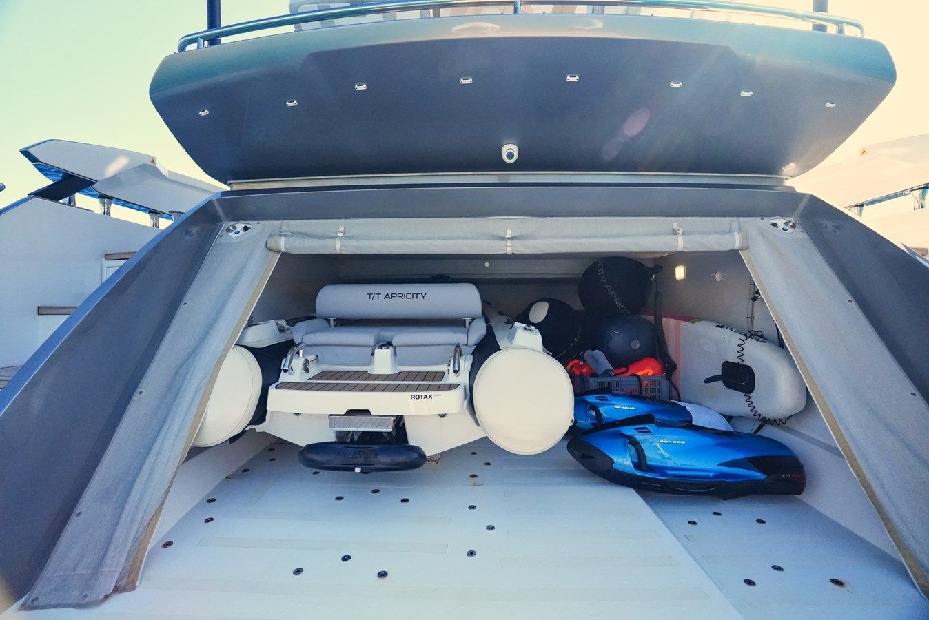 APRICITY - Azimut Yachts