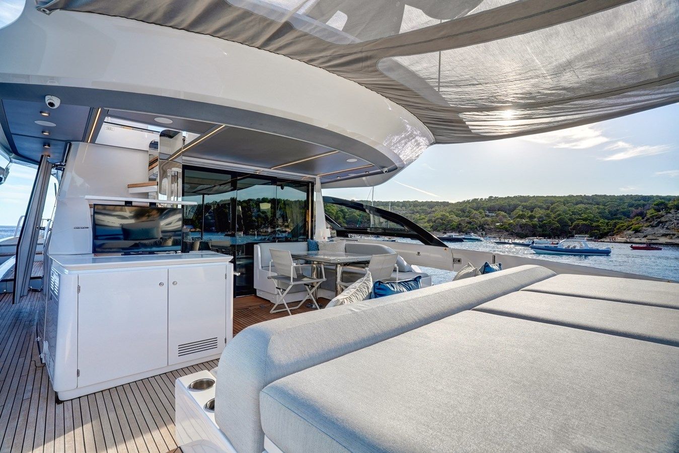 Купить APRICITY - Azimut Yachts
