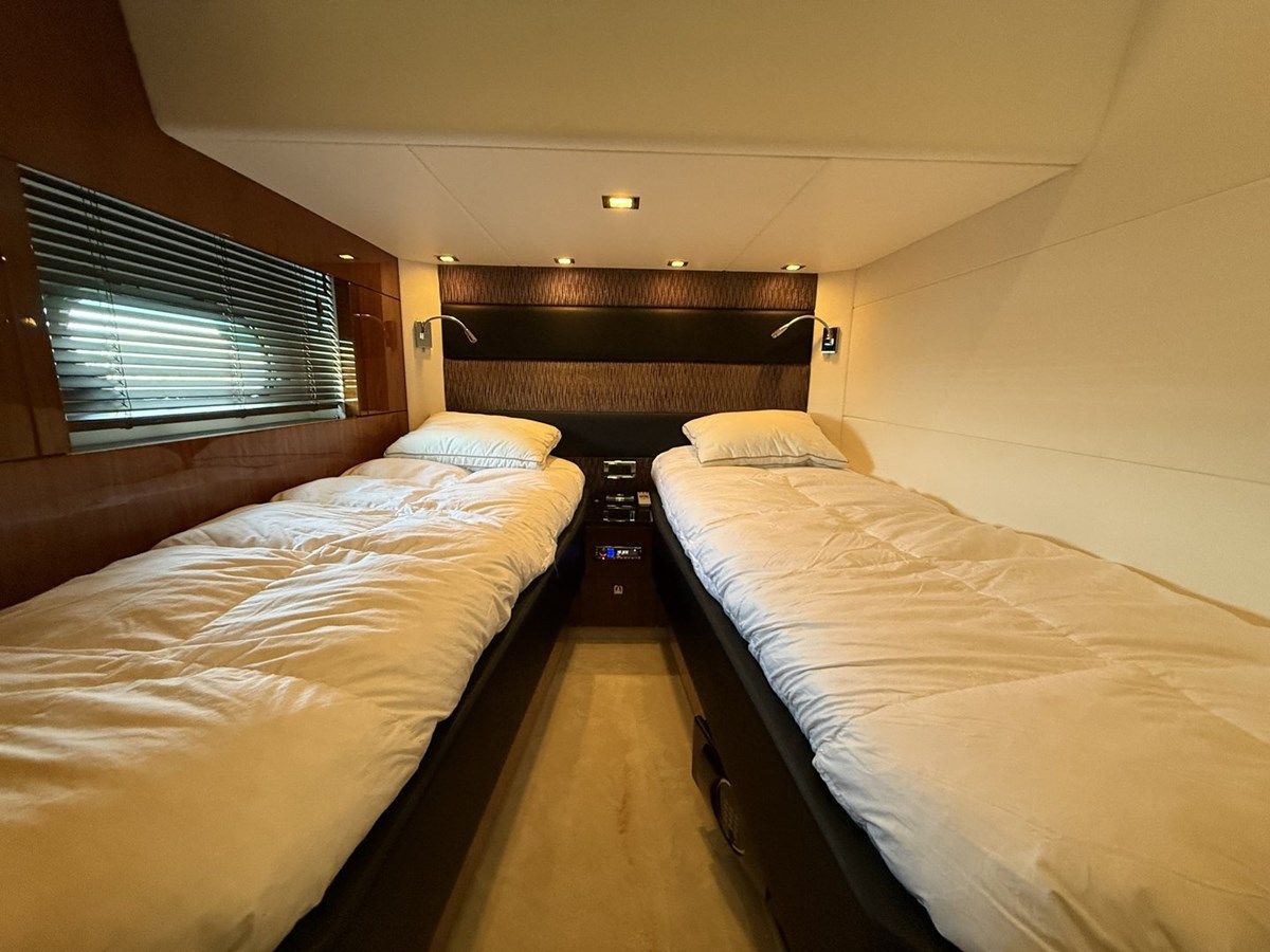 Стоимость яхты MY TITAN - Sunseeker