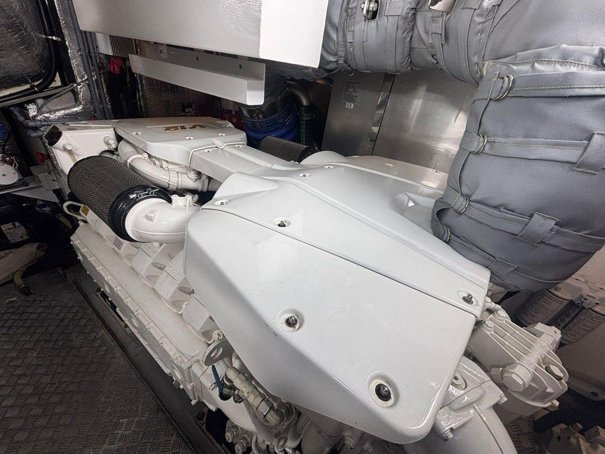 Купить MY TITAN 2011