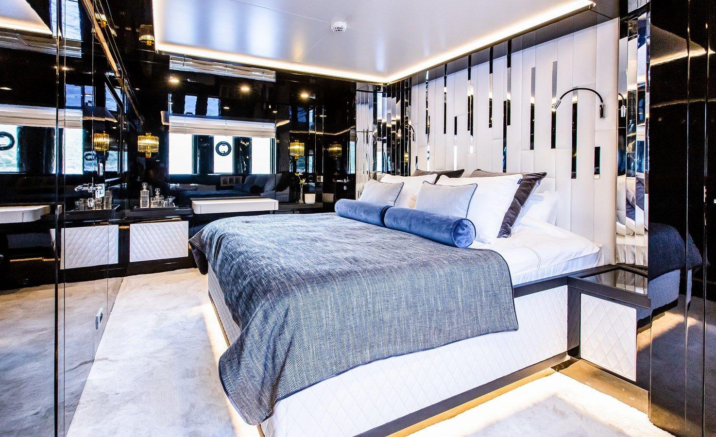 Купить яхту  LEVANNA - Bering Yachts в Shestakov Yacht Sales