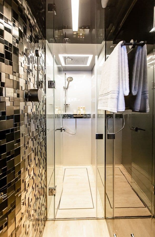 Продажа яхты  LEVANNA 73