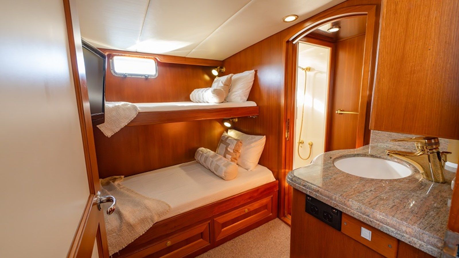 Sweet Dreams yacht sale