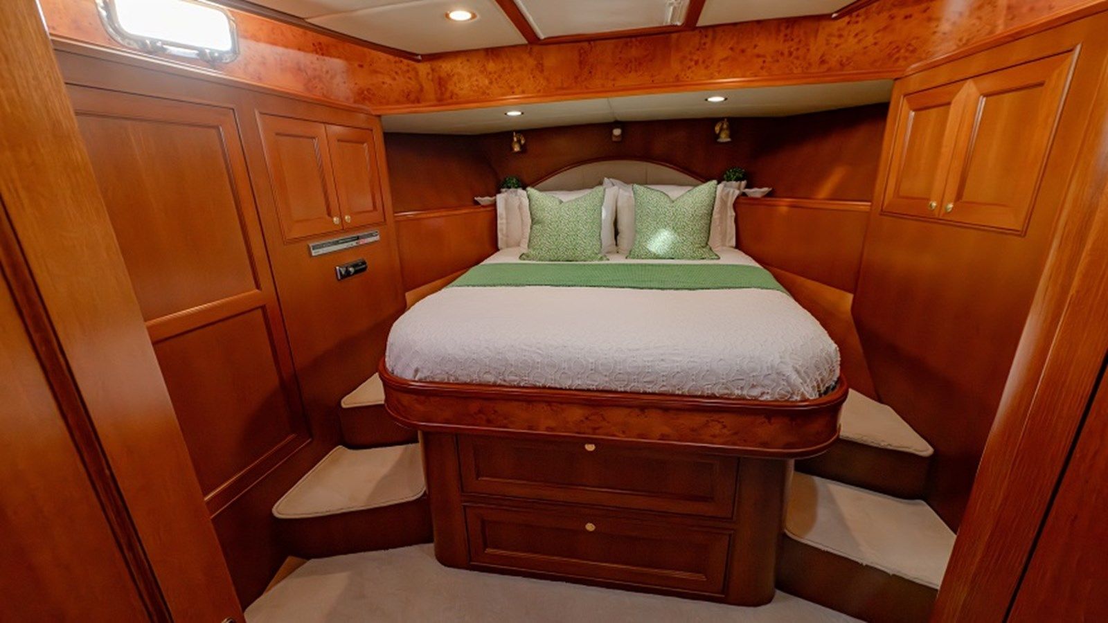 Sweet Dreams - OFFSHORE YACHTS price