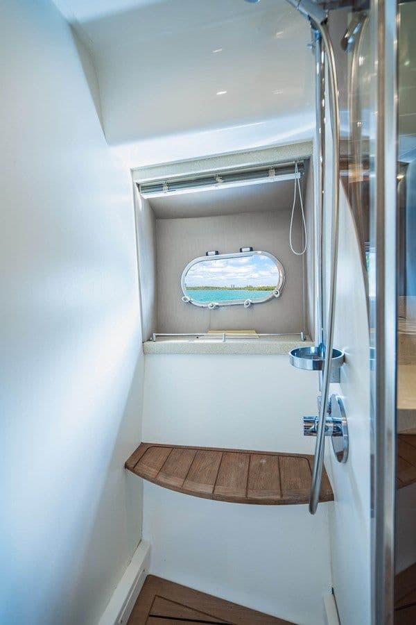 Buy a Empire Sun 2009 at Shestakov Yacht Sales