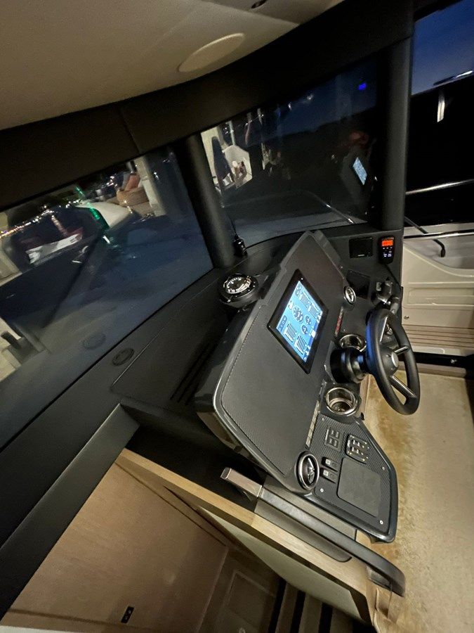 Купить Navetta - Absolute Yachts