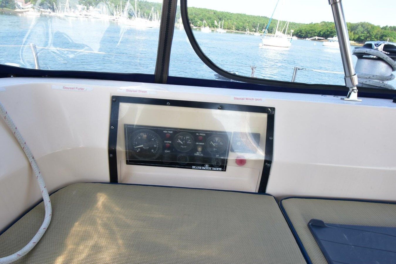 Продажа яхты Chinook