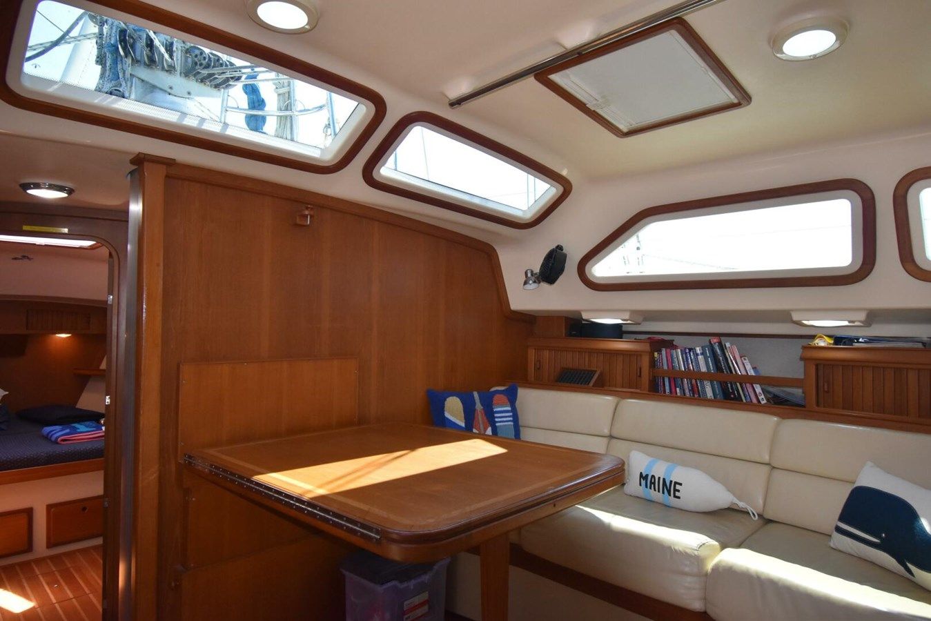 Лучшие предложения покупки яхты Chinook 2004